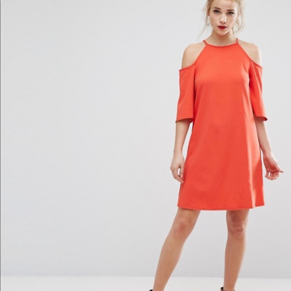 Dress - Picture 6 of 8